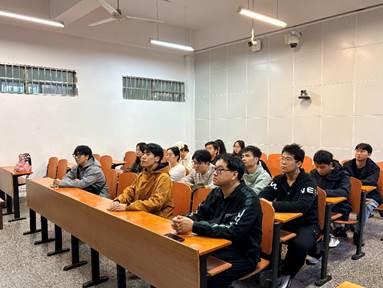 会议室里的人们AI 生成的内容可能不正确。